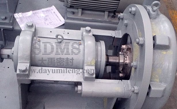 襄陽(yáng)五二五機(jī)械密封組裝現(xiàn)場(chǎng)